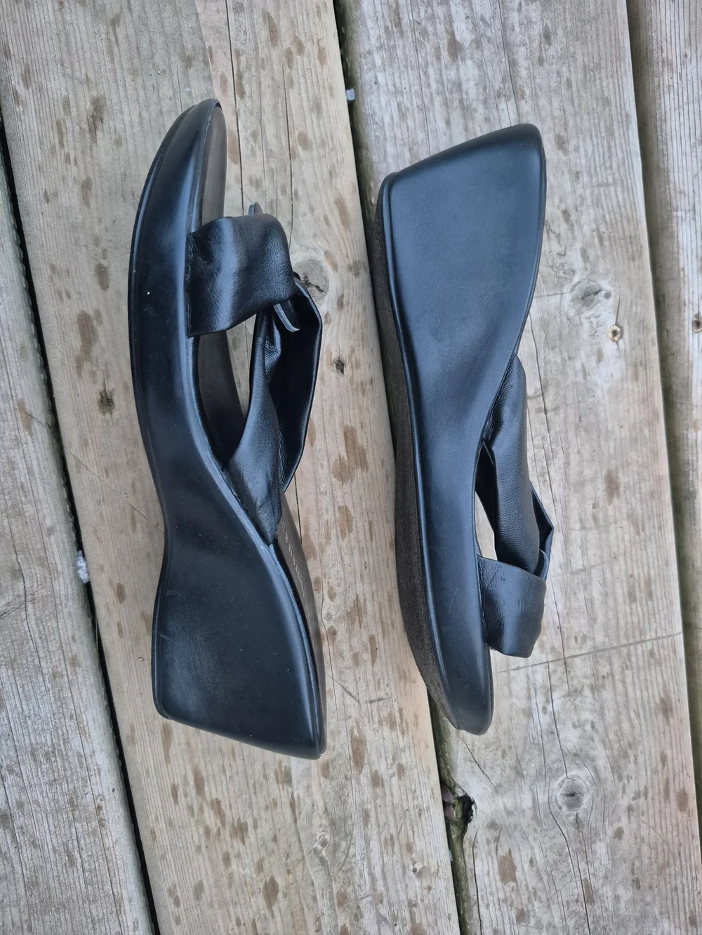 Tender Tootsies Haley Black Knotted Slide Mules - Women's 8M - Picture 10 of 10